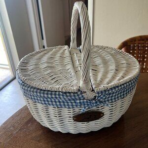 Basket White Wicker Nantucket Bike Basket Toto Wizard Of Oz Halloween Cosplay